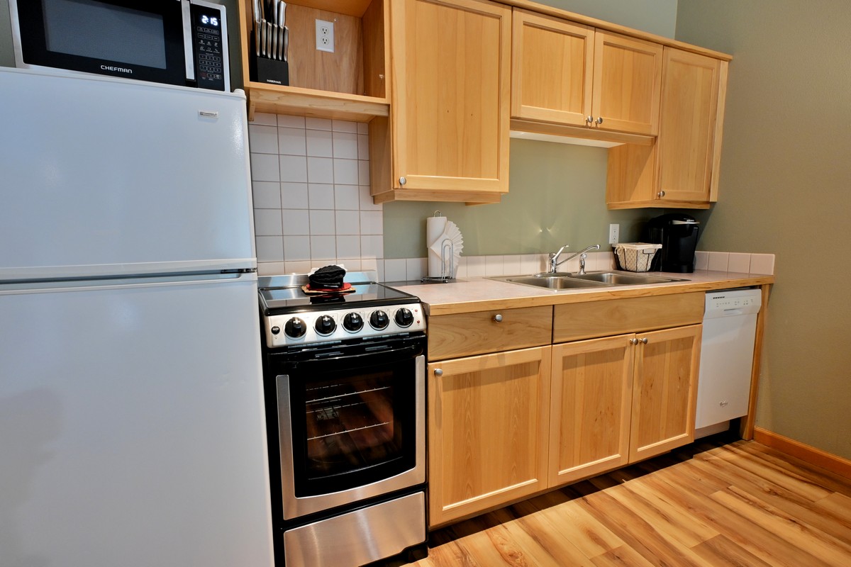 Fully equipped kitchen in an Estes Park condo.